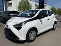 Toyota Aygo 1,0 VVT-i x-young Weiß - thumbnail 1