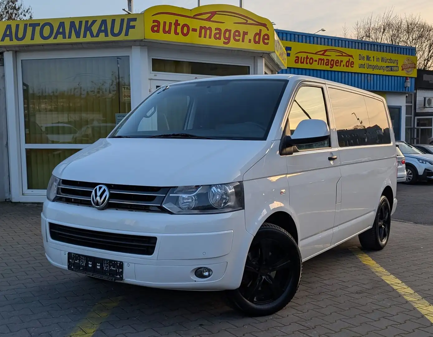 Volkswagen T5 Multivan T5 2.0TDI Multivan*2Hd*7SI*Temp*AHK*2xPDC*TüvNeu Blanc - 1