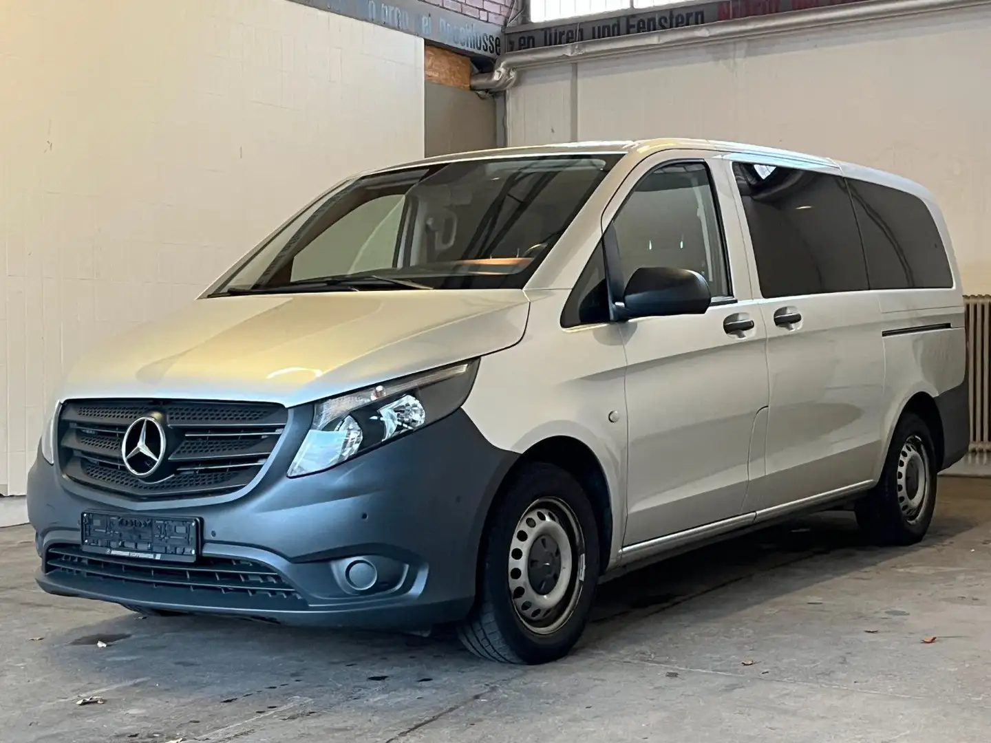 Mercedes-Benz Vito *Tourer*114 CDI*Pro*lang*PDC*Klima Argent - 1