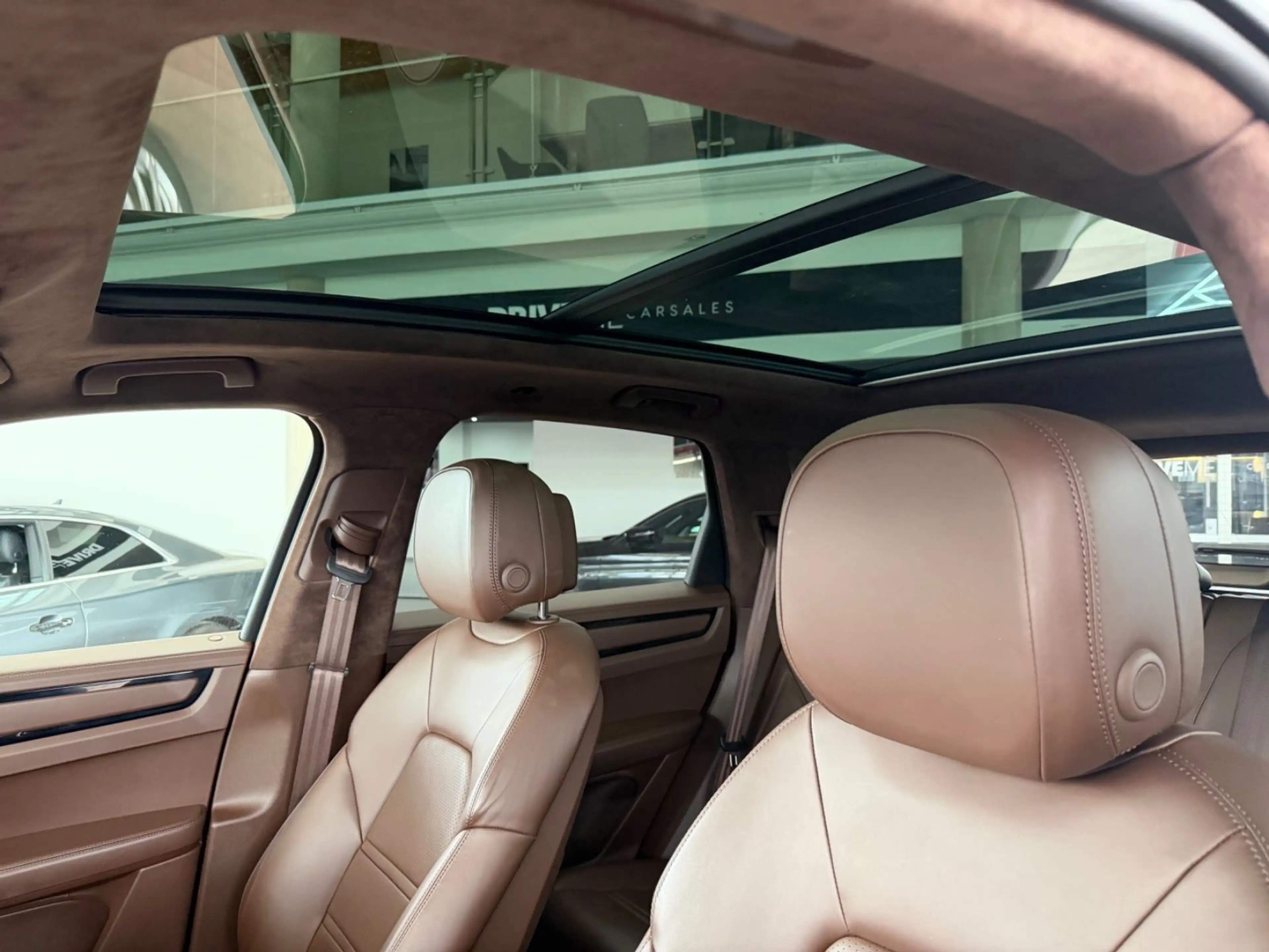 Porsche Cayenne Turbo SE Matrix ACC Pano 360KAM VOLL — photo 15