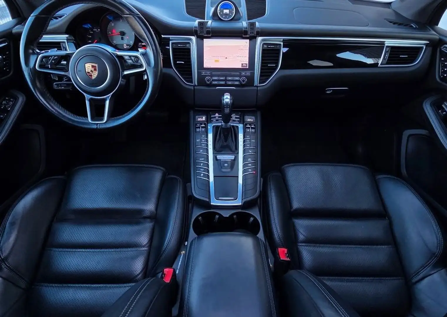 Porsche Macan s 3.0 diesel 258 ch pdk toit ouvrant siege 18p Schwarz - 2