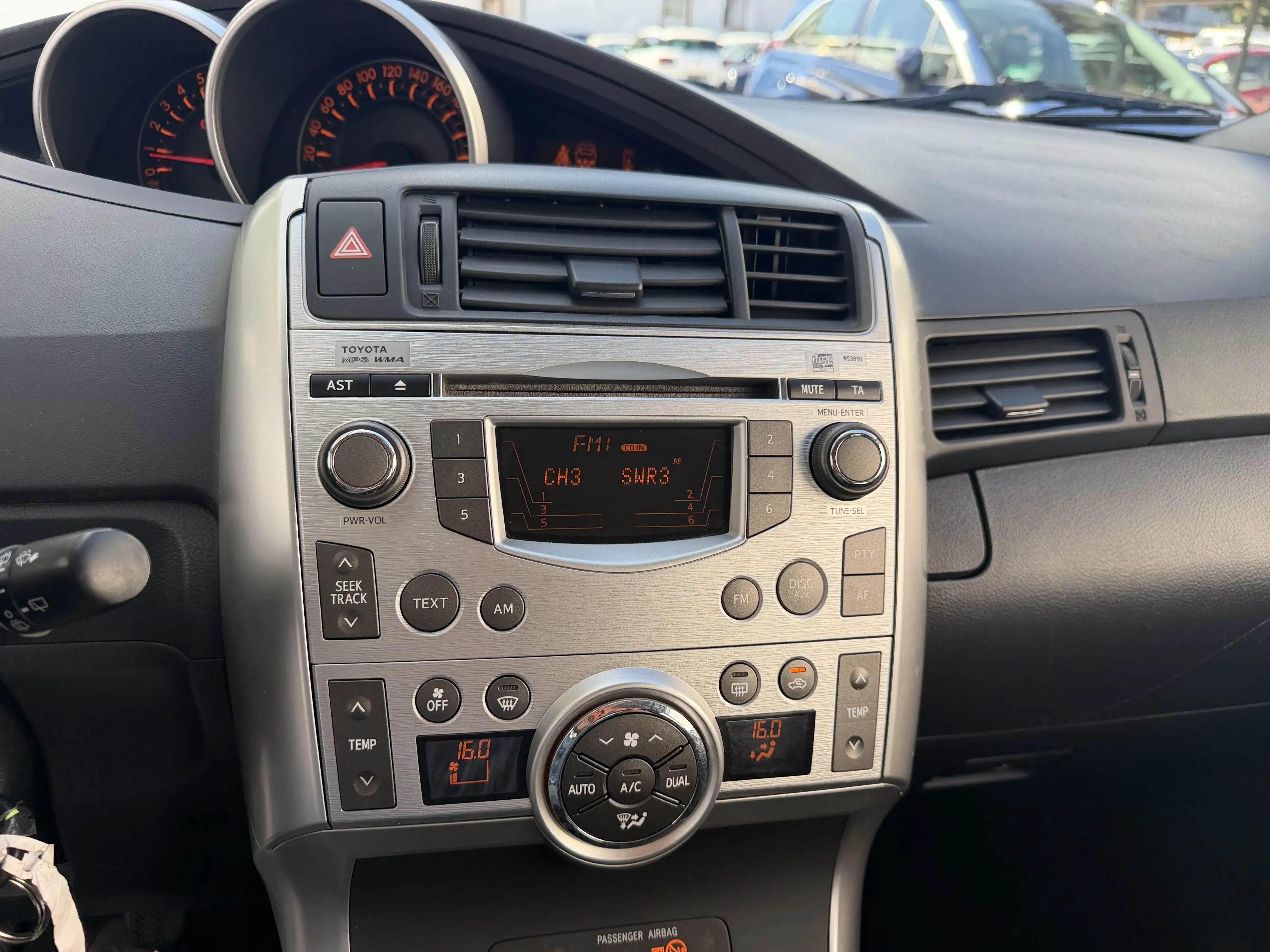 Toyota Verso Verso 1.8 Edition   7-Sitzer — photo 8