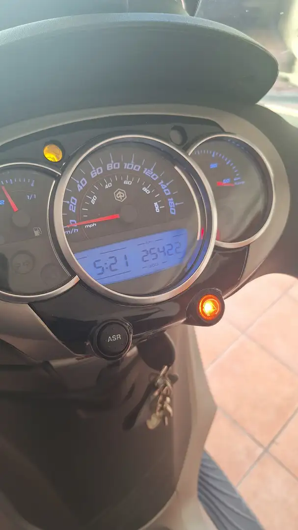 Piaggio Beverly 350 350 sport touring ie abs asr Negru - 1