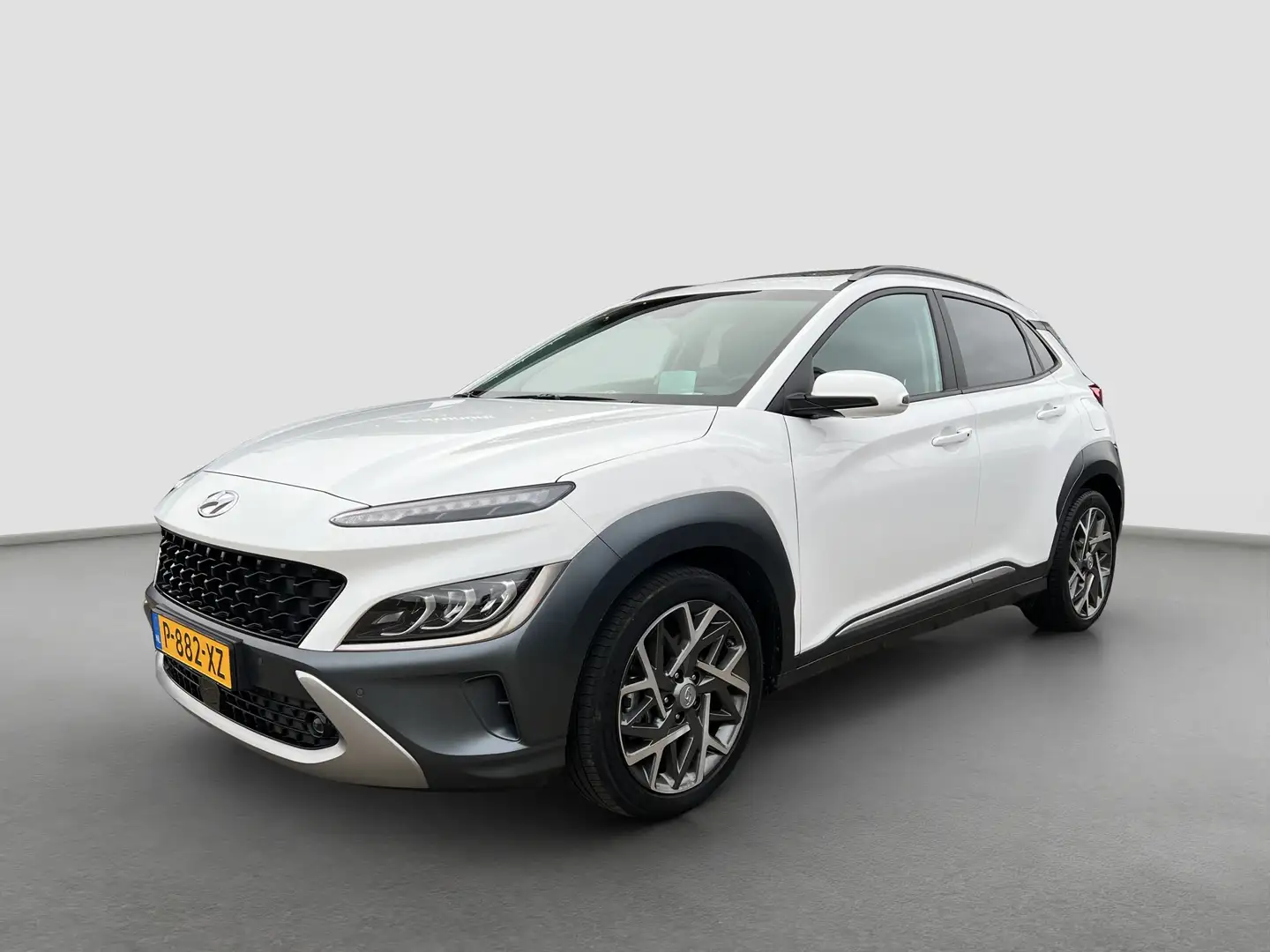 Hyundai KONA 1.6 GDI HEV 141pk Premium Sky | Camera | Schuifdak Wit - 1