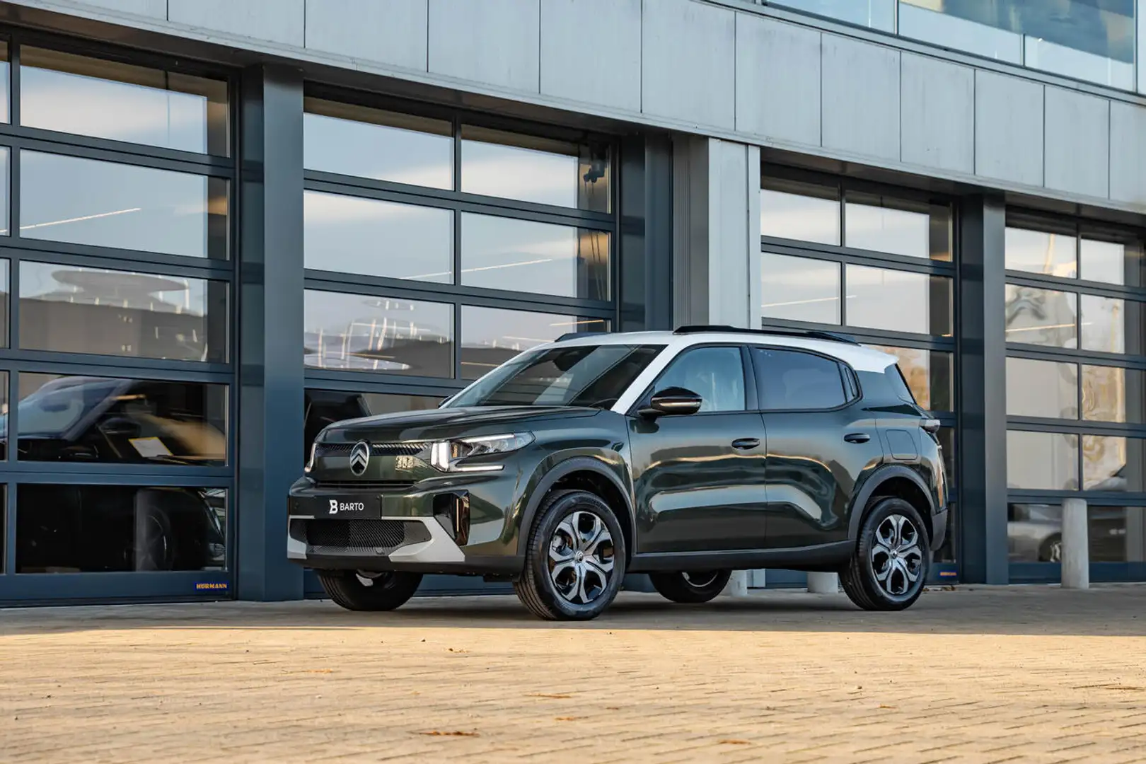 Citroen C3 Aircross 100 PK MT6 | PLUS | 7-zit | Camera | Airco | Ap... Verde - 2