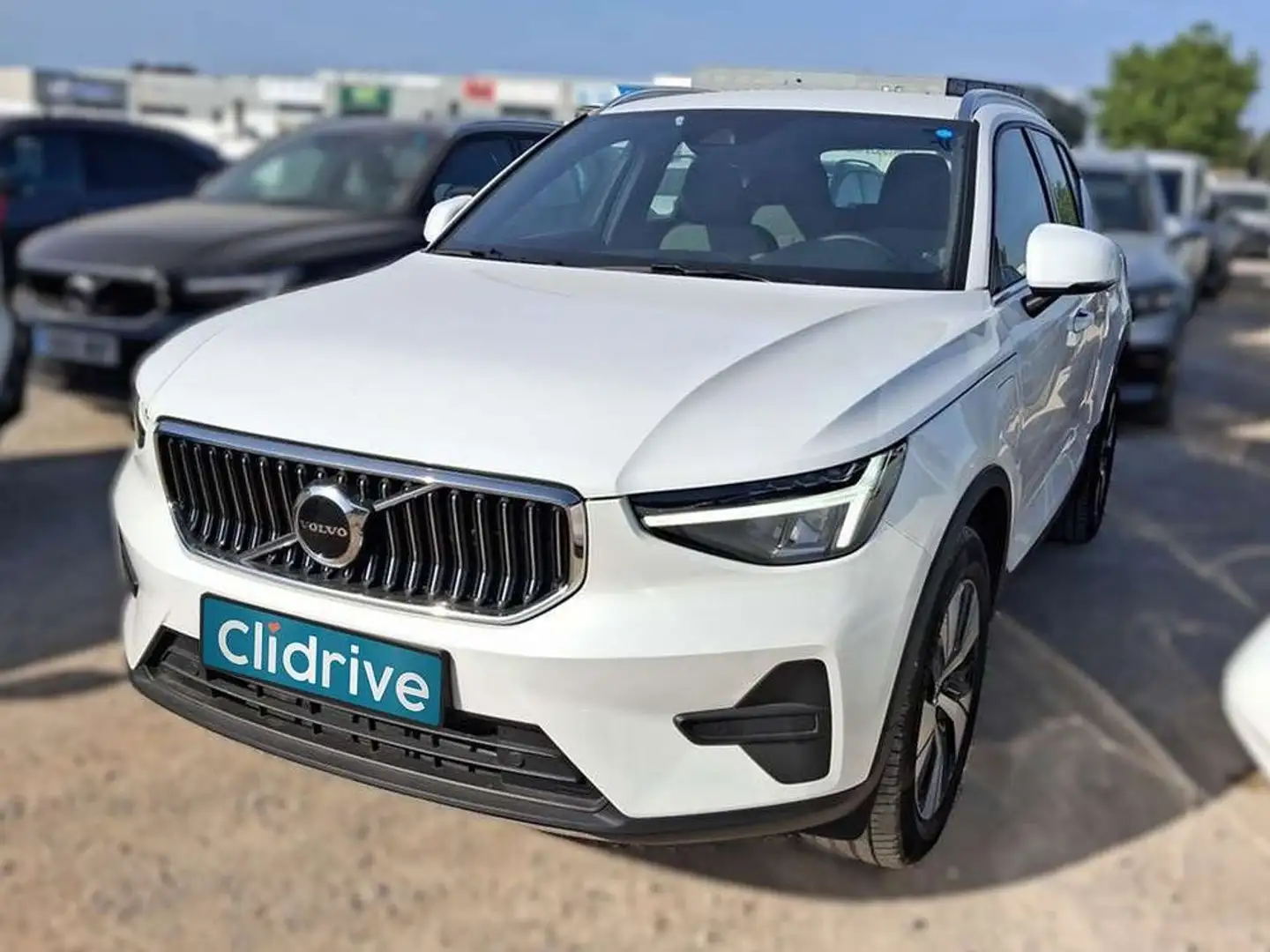Volvo XC40 1.5 T5 RECHARGE PHEV ULTIMATE DARK AUTO Blanco - 2