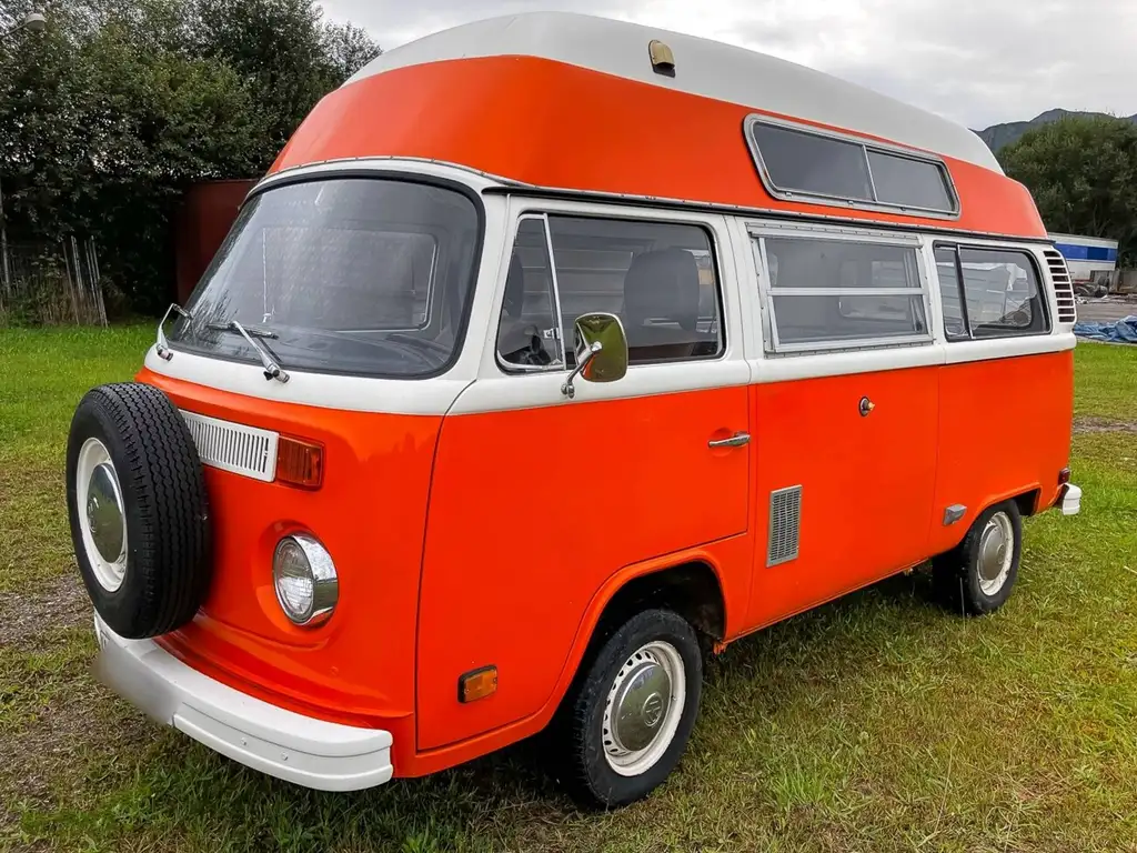 Volkswagen T2 1976 из Европы — купить под ключ