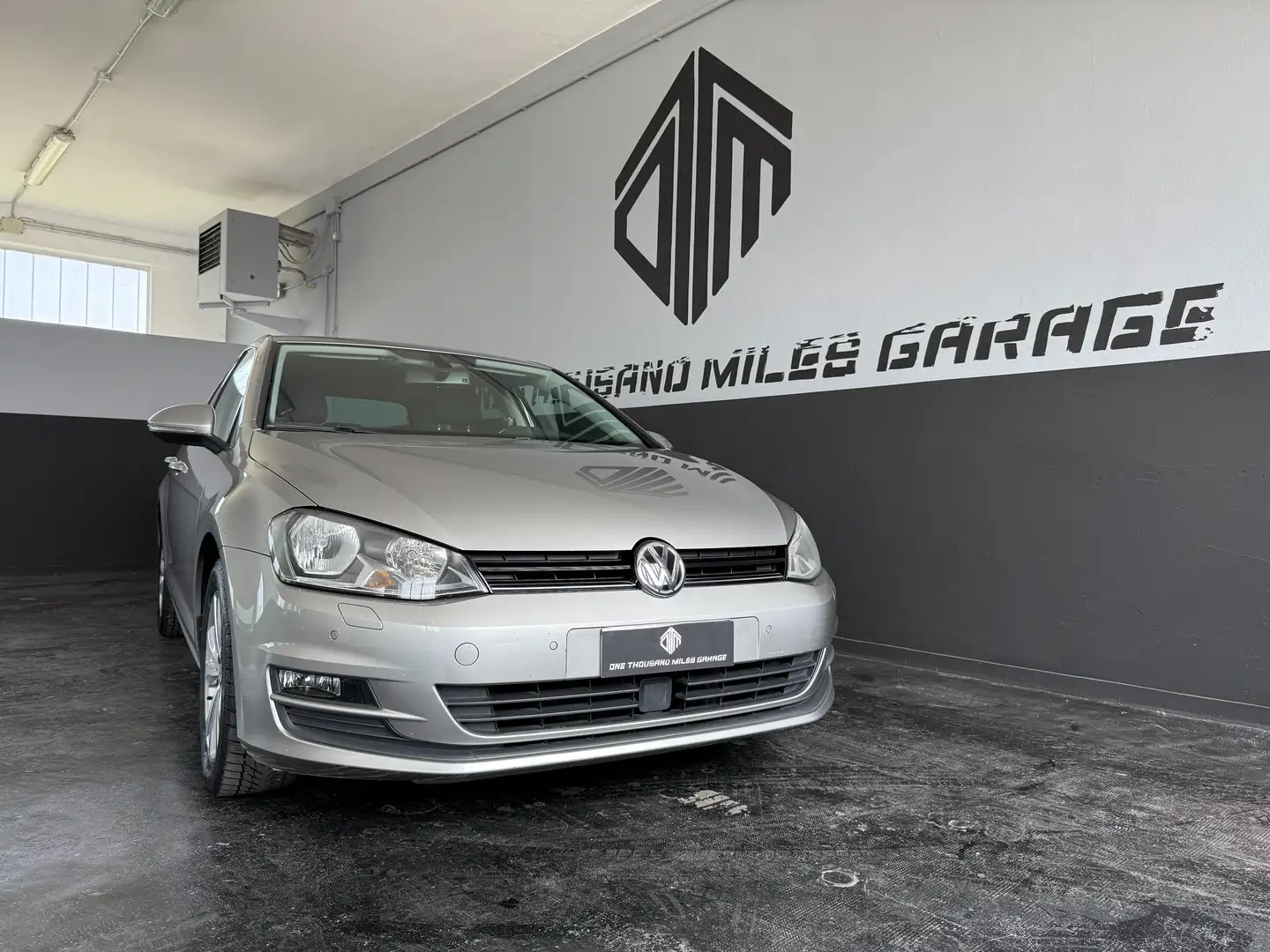 Volkswagen Golf 5p 1.6TDI Highline Sport Ed.110cv DSG NEOPATENTATI - 2