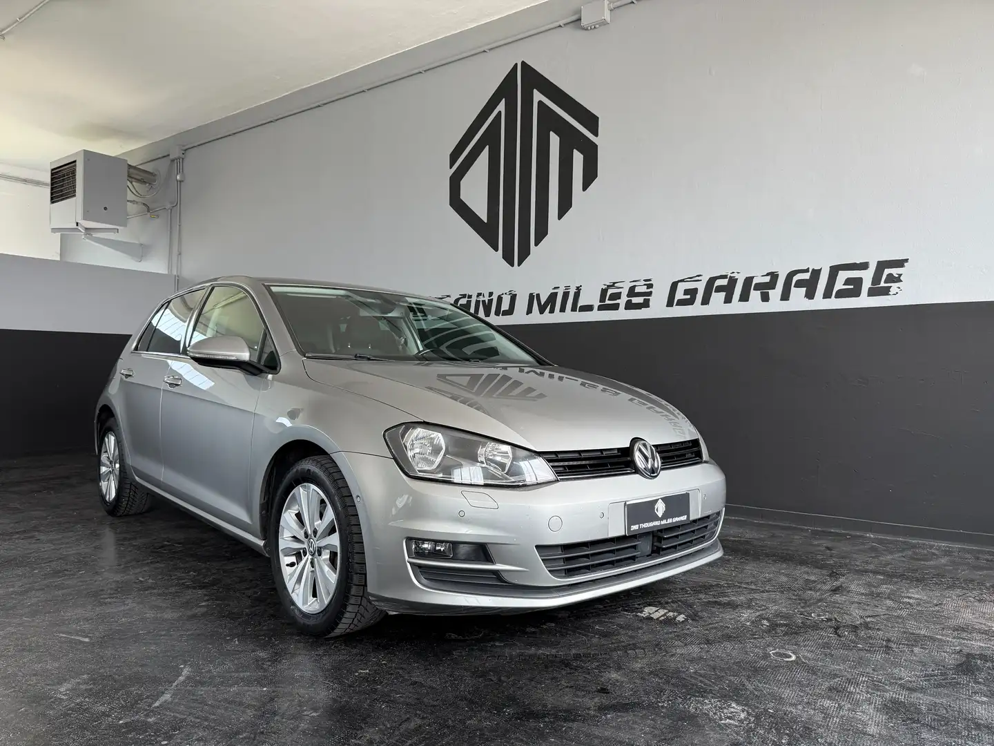 Volkswagen Golf 5p 1.6TDI Highline Sport Ed.110cv DSG NEOPATENTATI - 1