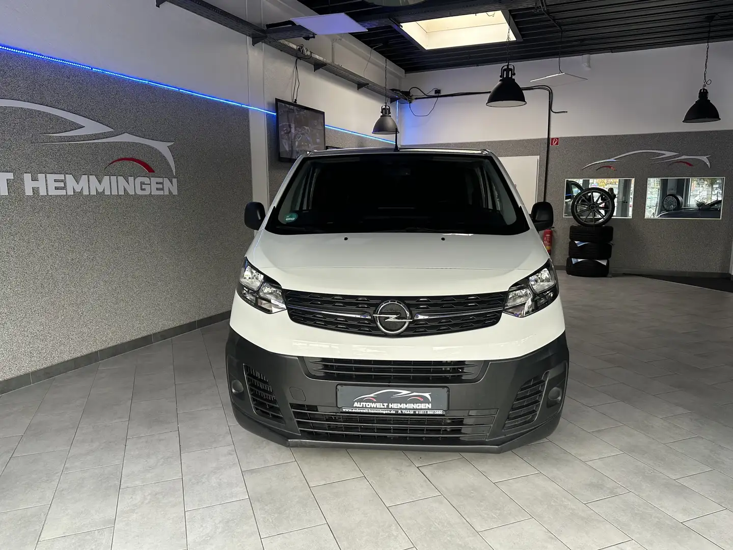Opel Vivaro M 1.5 (L2)*9 Sitzer*12M.Garantie*Finanzierung* Weiß - 2
