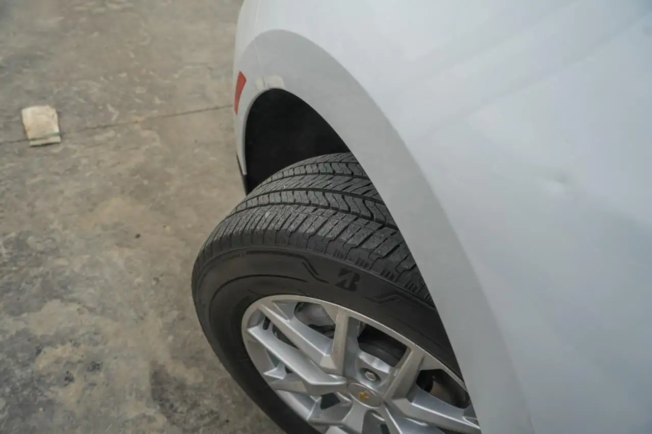 Chevrolet Equinox снимка Chevrolet Equinox