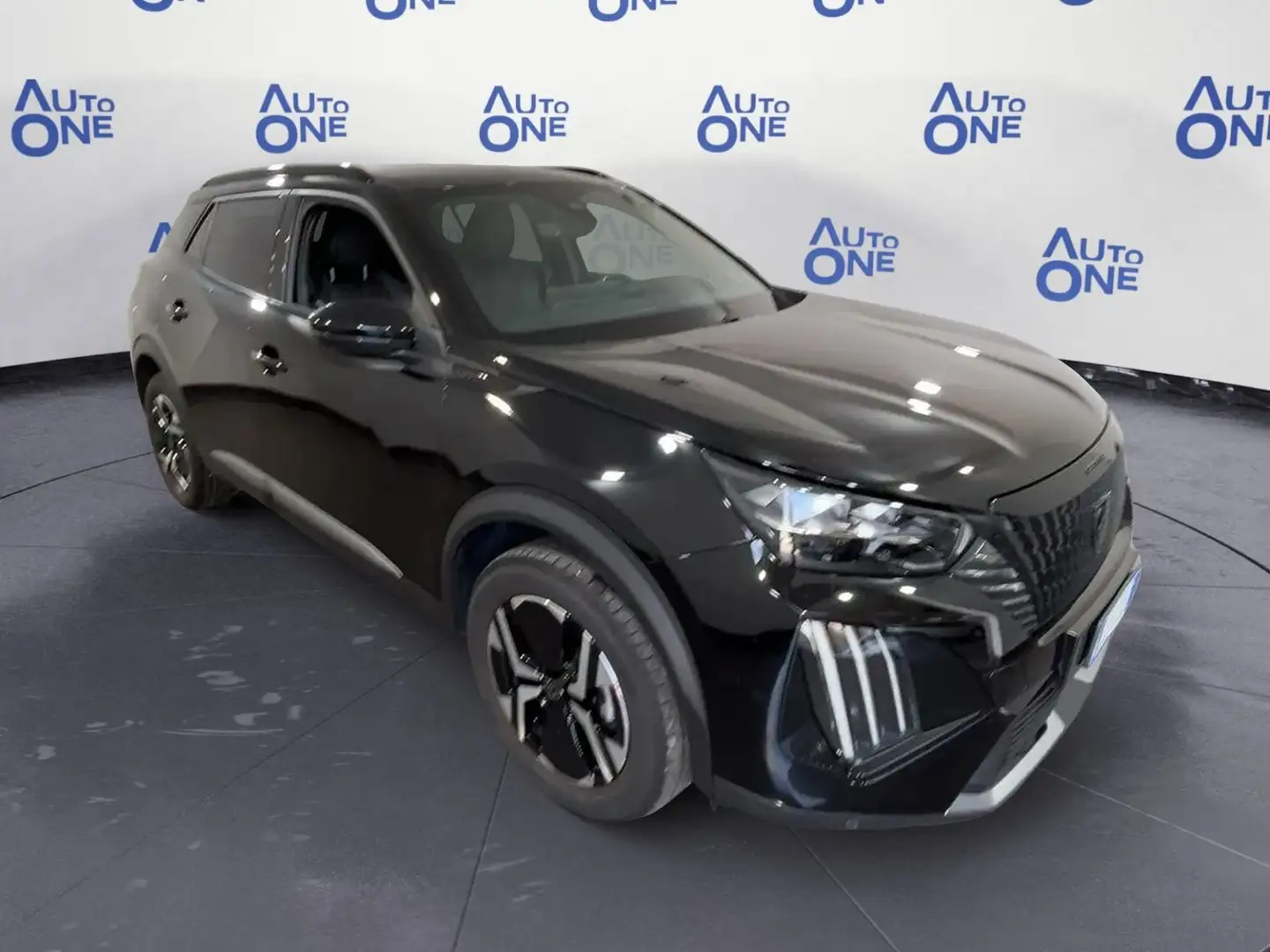 Peugeot 2008 1.2 PURETECH 130CV AUTO GT - * Noir - 1