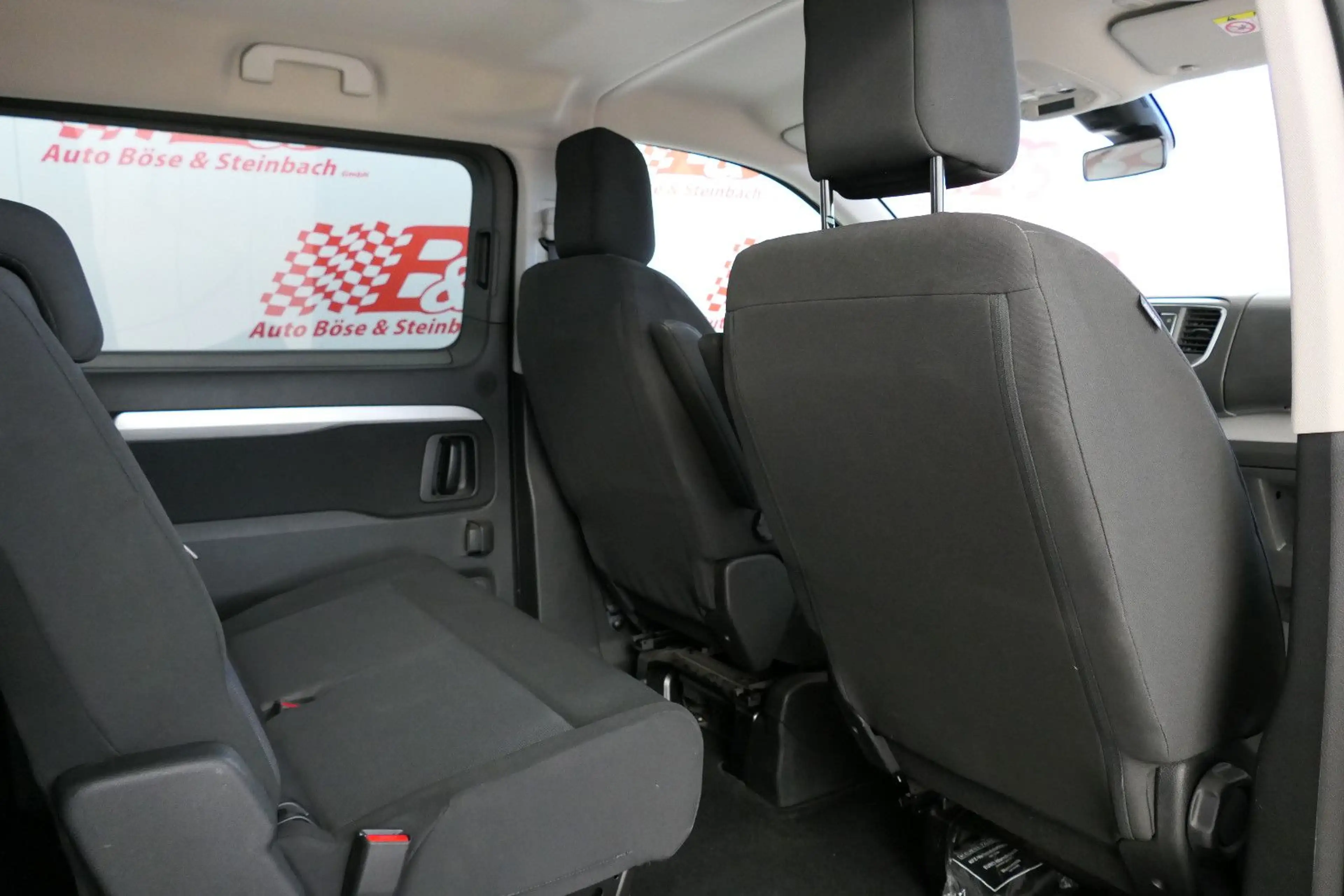 Peugeot Traveller L3 H1 *AUT*NAV*APP*KAM*PDC*TEL*GRA* — photo 11