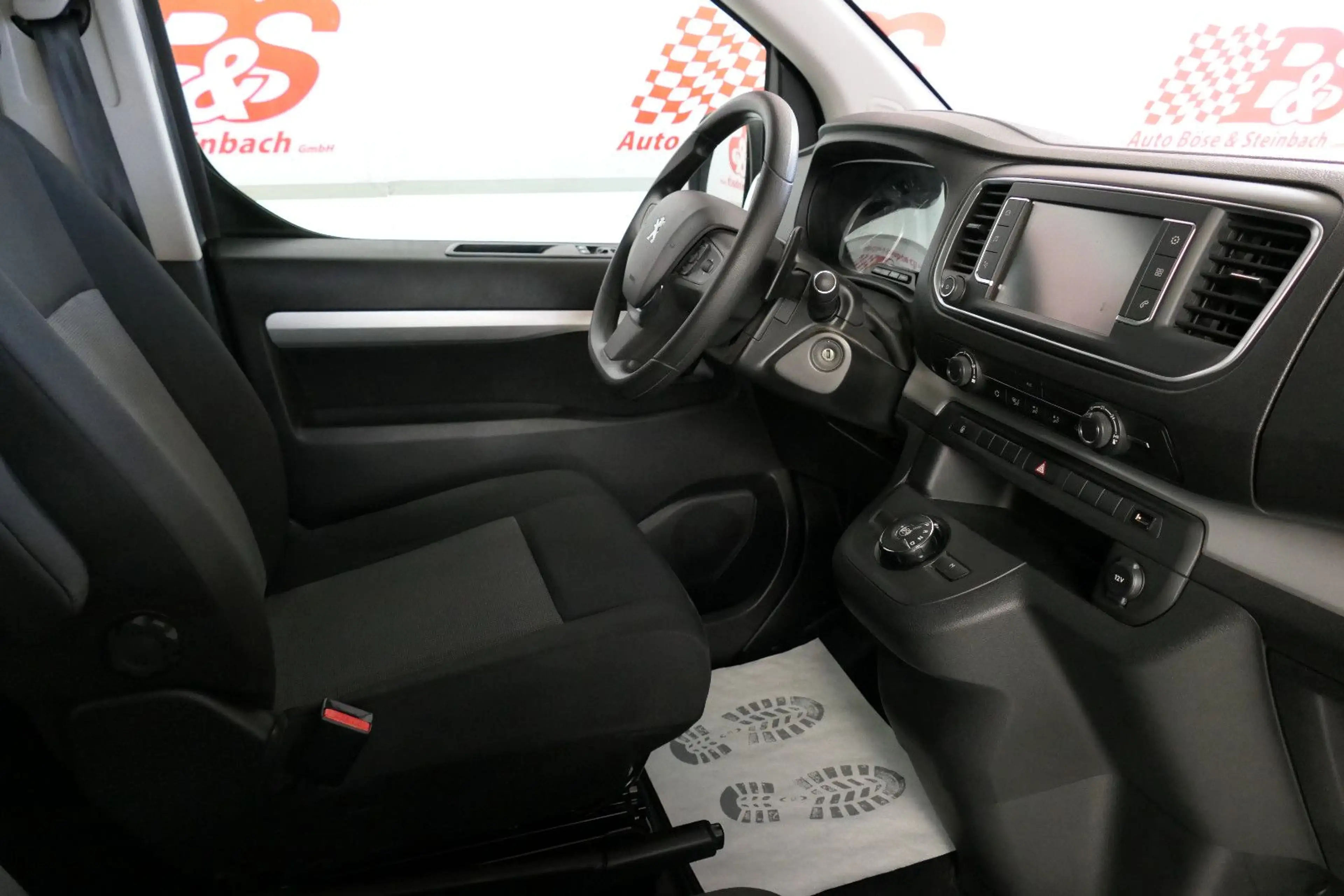 Peugeot Traveller L3 H1 *AUT*NAV*APP*KAM*PDC*TEL*GRA* — photo 9