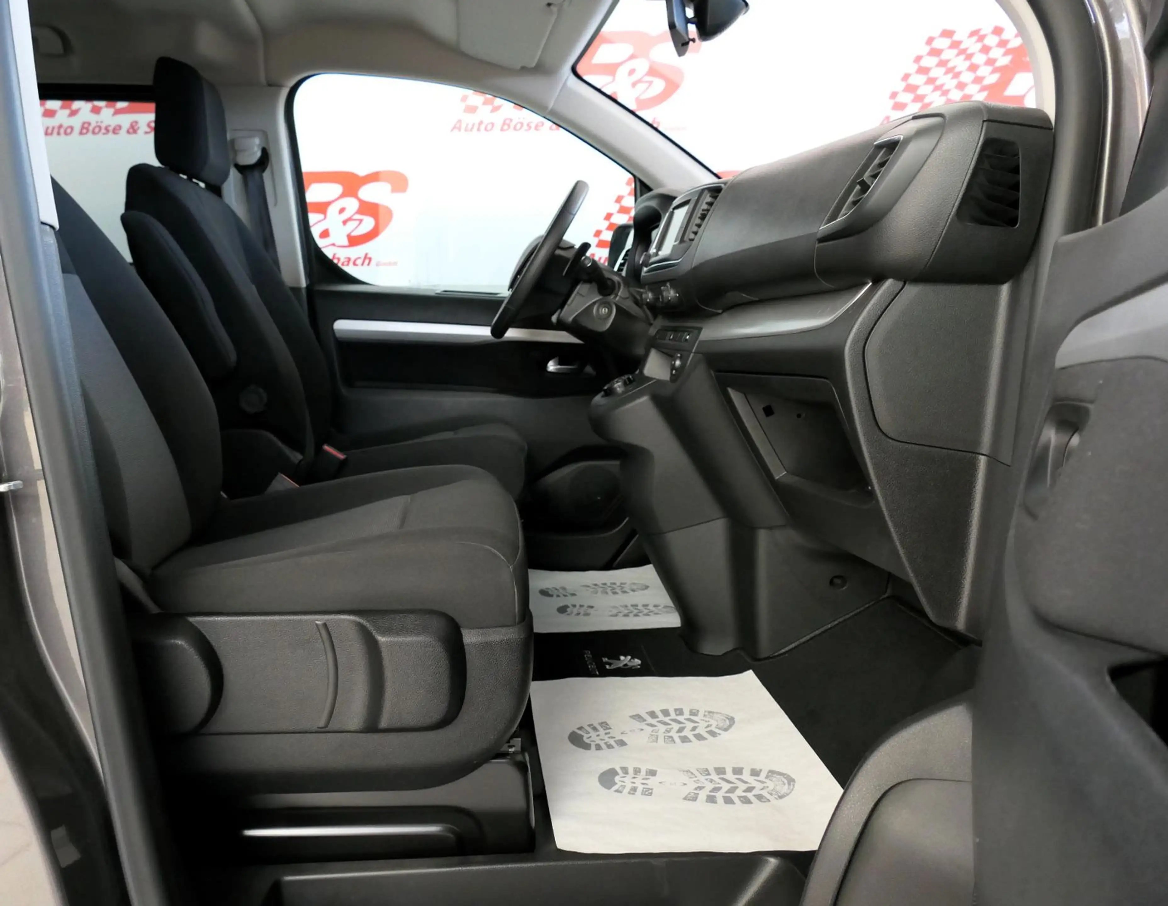 Peugeot Traveller L3 H1 *AUT*NAV*APP*KAM*PDC*TEL*GRA* — photo 7