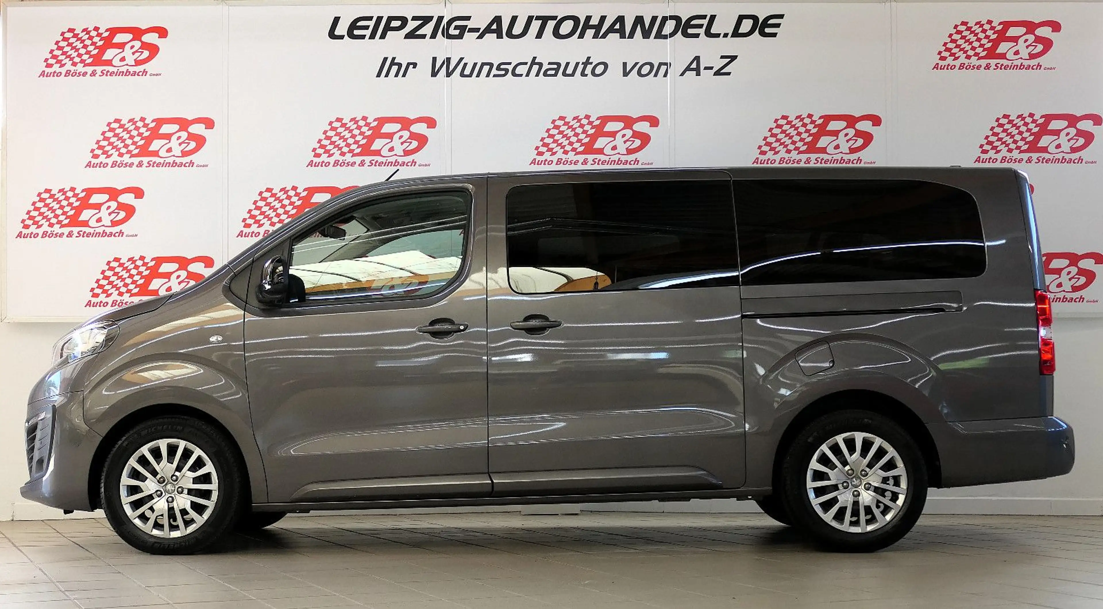 Peugeot Traveller L3 H1 *AUT*NAV*APP*KAM*PDC*TEL*GRA* — photo 3