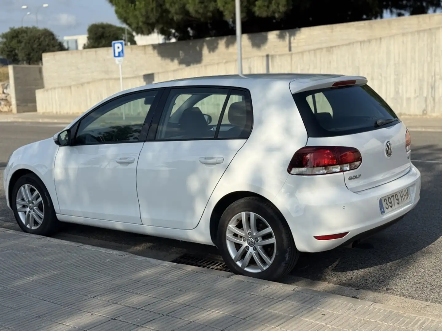 Volkswagen Golf 1.6TDI CR Sport 105 Blanc - 2