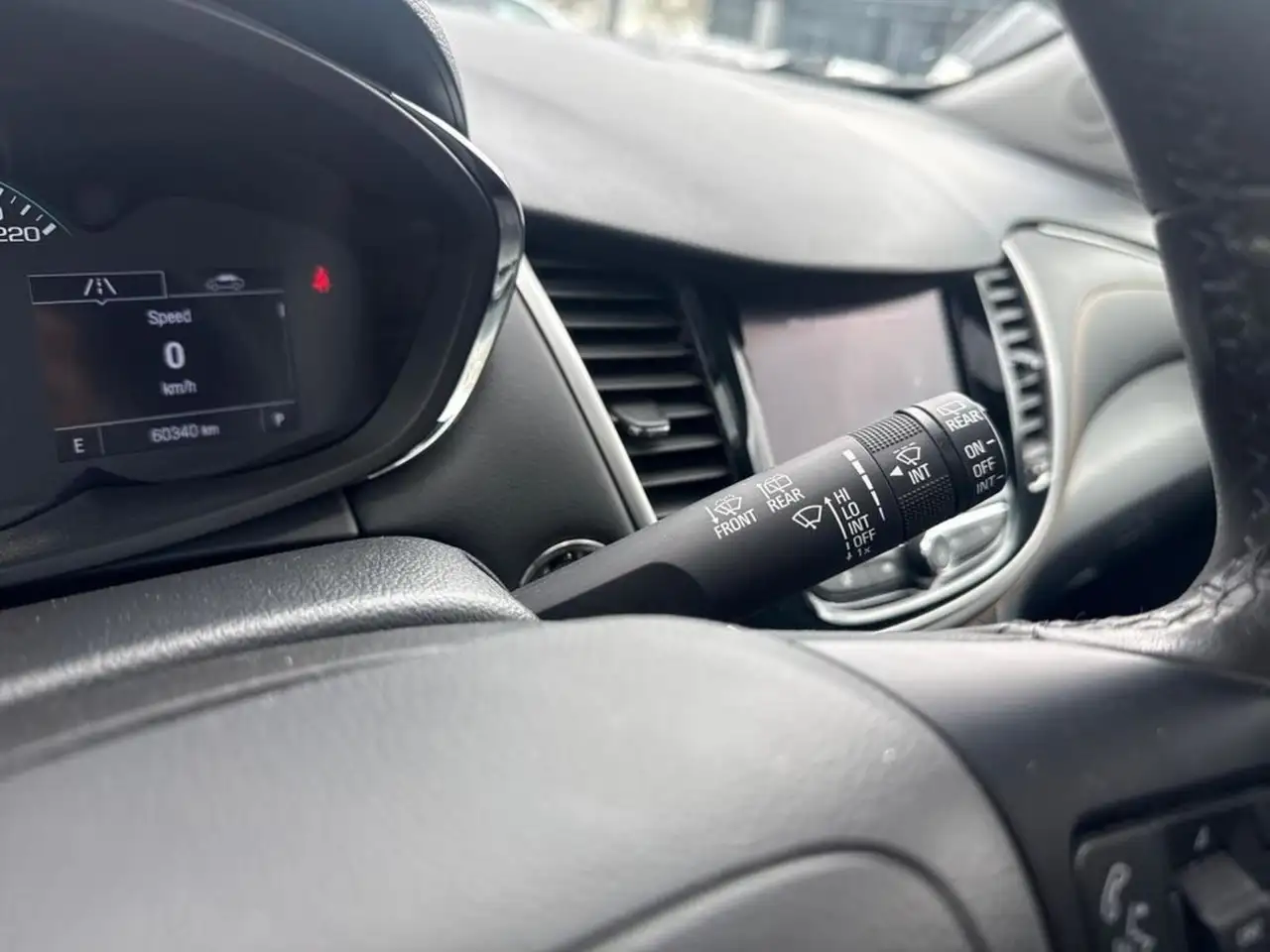 Chevrolet Trax снимка Chevrolet Trax
