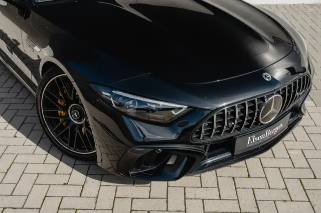 Mercedes-Benz SL 63 AMG 4-Matic+ / VOLL / Dynamic Plus Pack / Carbon Pack / Track Pace /  Burmester