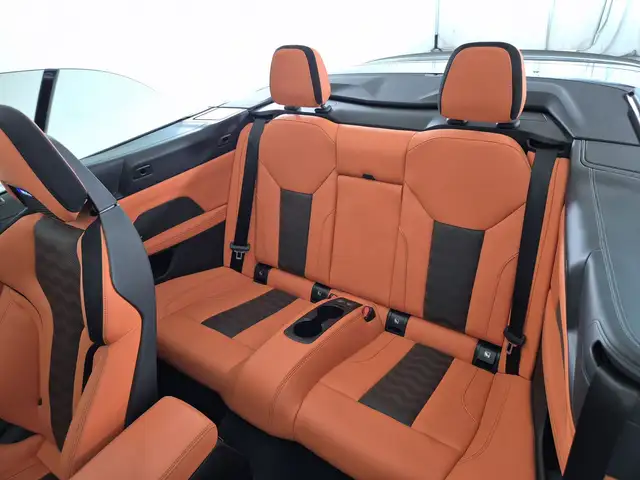 BMW M4 view 8