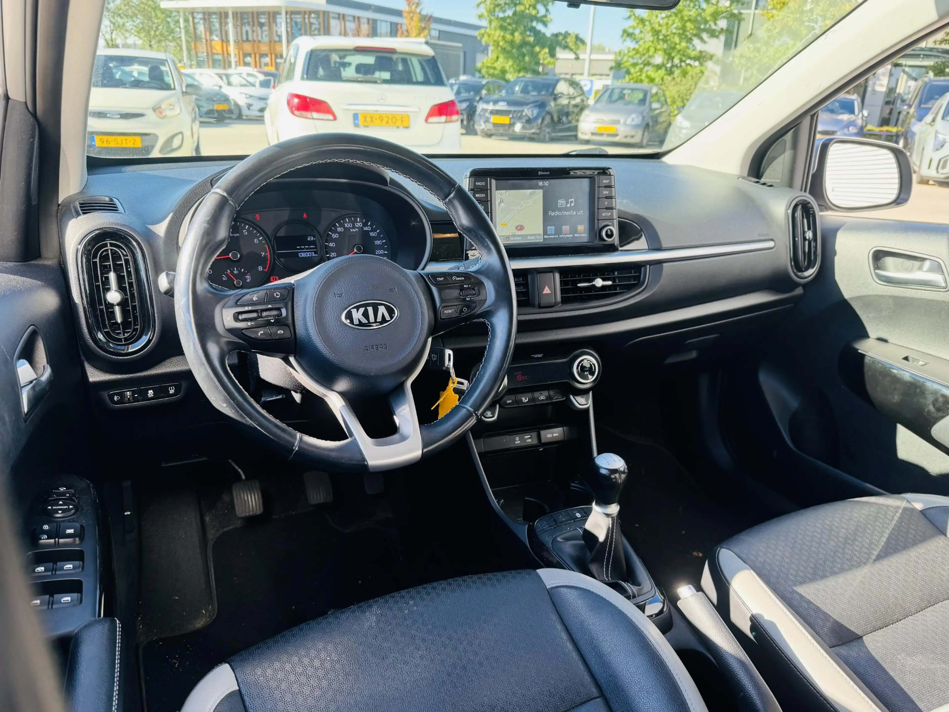 Kia Picanto 1.0 Design Edition Dealer onderhouden | Leder | Cl — photo 5