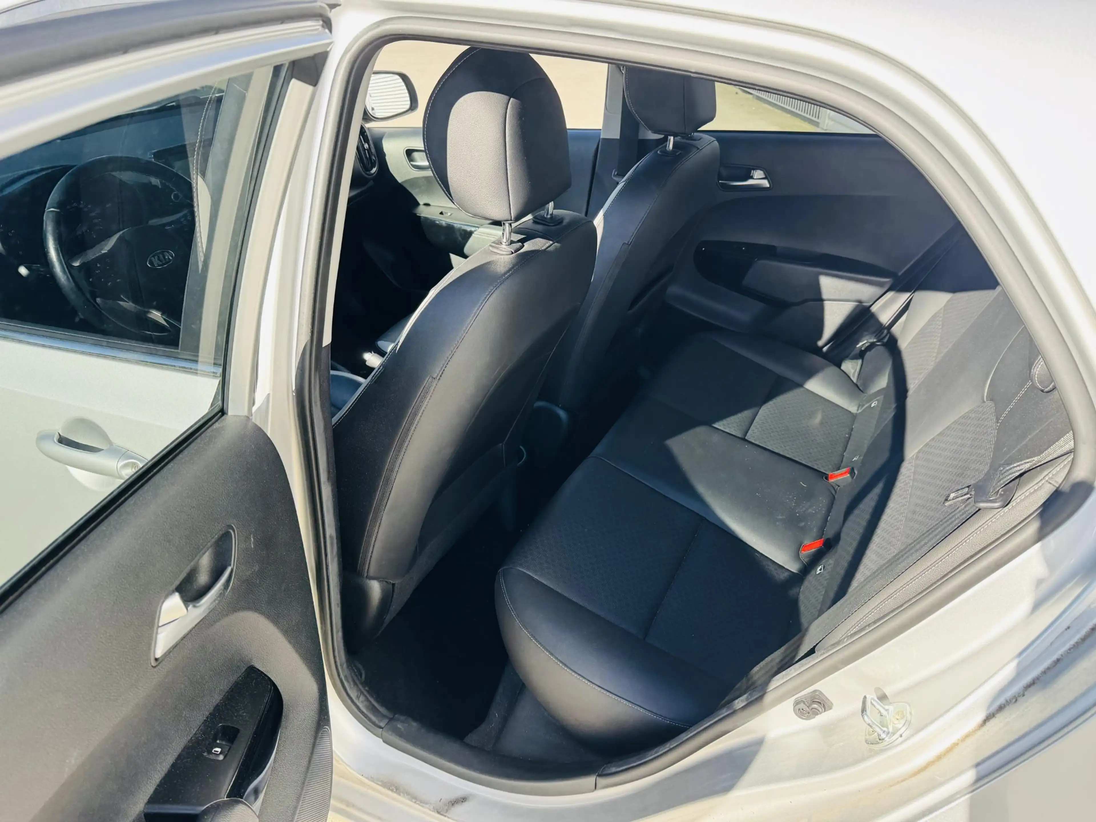 Kia Picanto 1.0 Design Edition Dealer onderhouden | Leder | Cl — photo 6