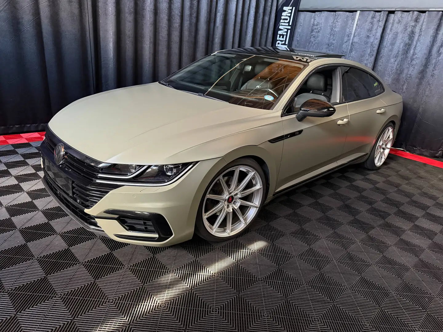 Volkswagen Arteon R-Line *HEAD-UP* KAMERA*PANO* Weiß - 2
