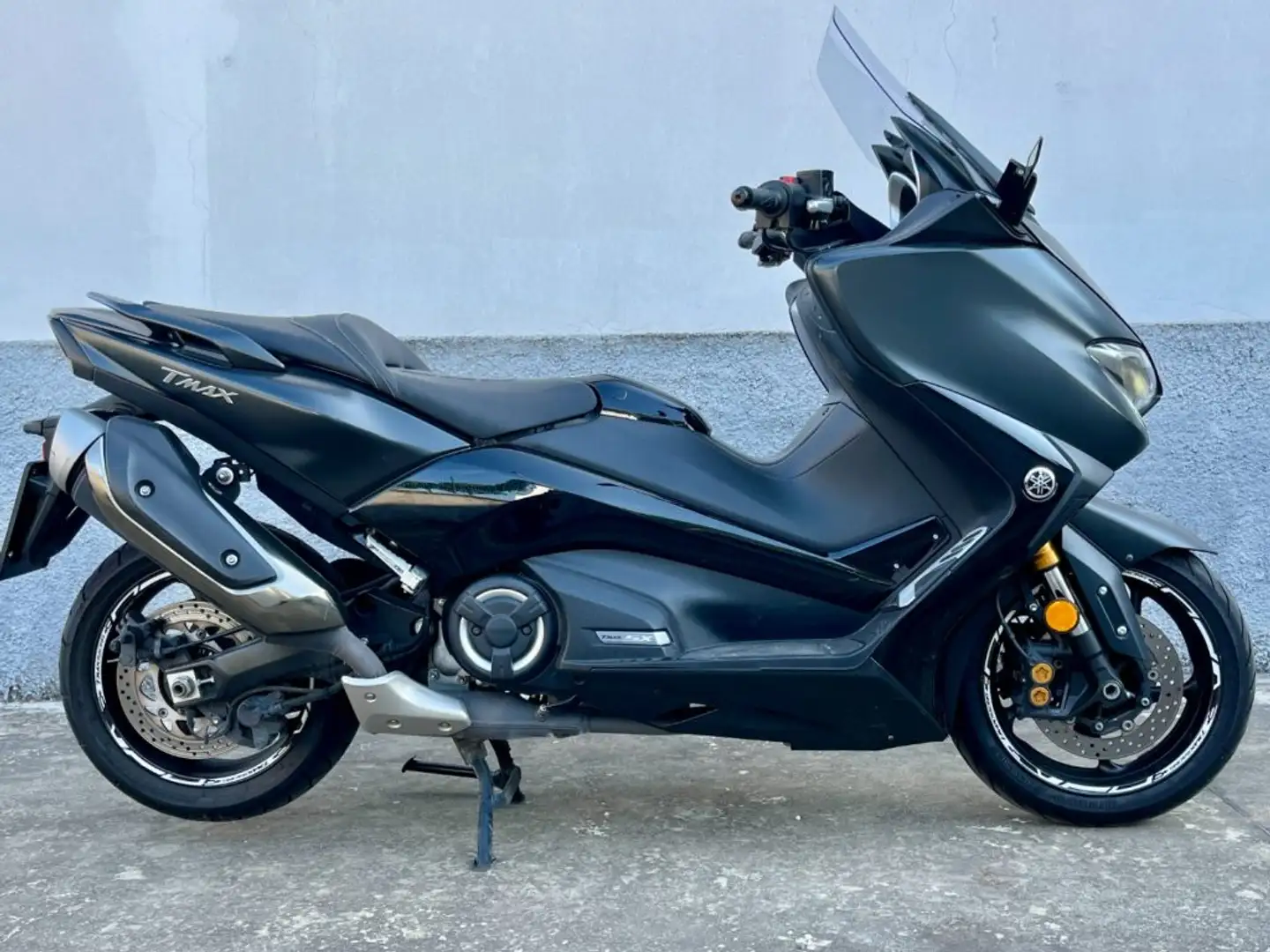 Yamaha TMAX 530 SX Grijs - 1