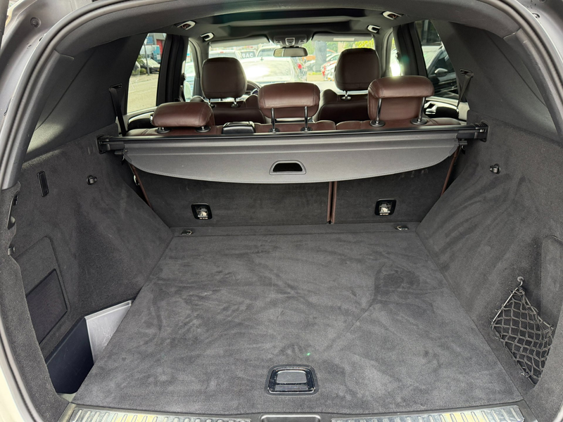 Mercedes-Benz ML 63 AMG M-klasse — photo 22