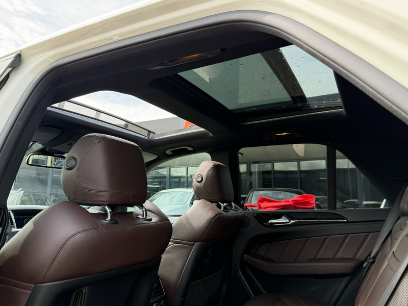 Mercedes-Benz ML 63 AMG M-klasse — photo 8