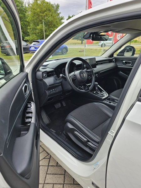 Honda HR-V e:HEV 1.5 i-MMD Hybrid Advance — photo 4