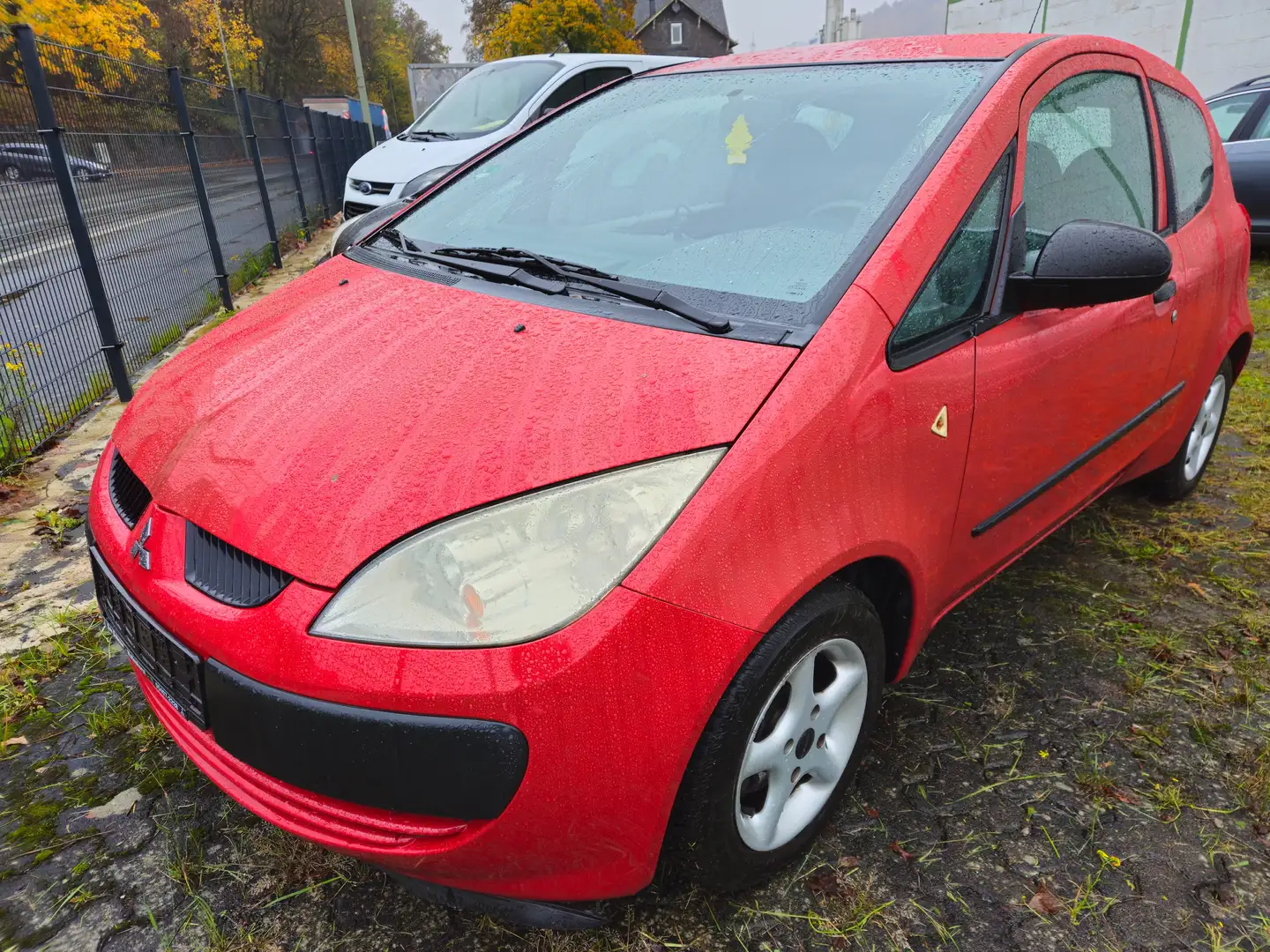 Mitsubishi Colt 1.1 Inform Rot - 1
