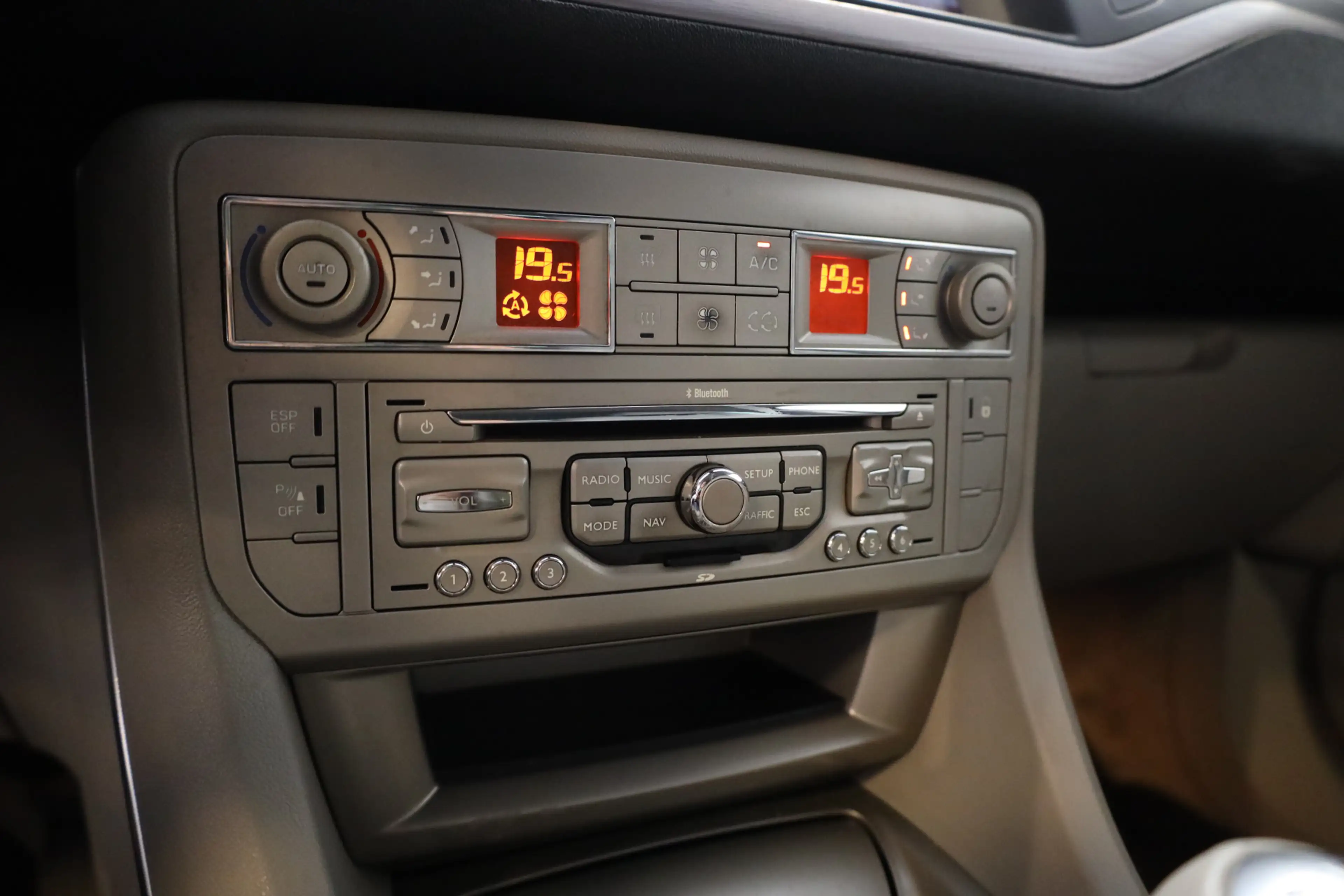 Citroen C5 Tourer THP 155 Exclusive Bol-veren | Leder | Elekt — photo 18