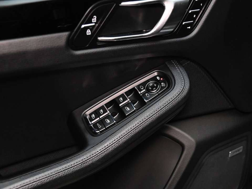 2021 Porsche Macan S - Premium Plus Pack - PORSCHE CERTIFIED EXT WAR thumb 40