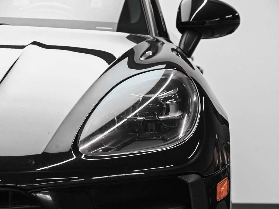 2021 Porsche Macan S - Premium Plus Pack - PORSCHE CERTIFIED EXT WAR thumb 8