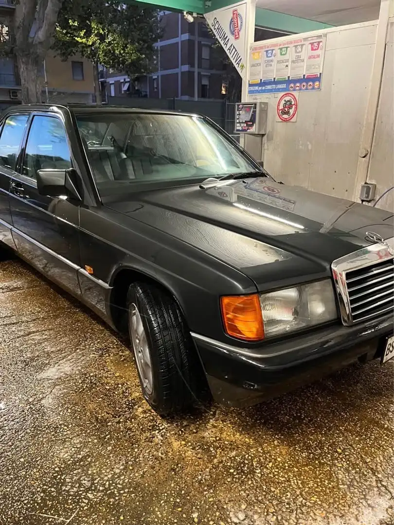 Mercedes-Benz 190 190 2.0 105cv Noir - 1