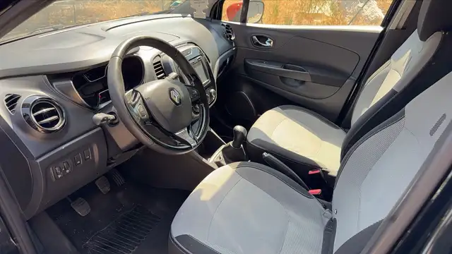 Renault Captur view 8