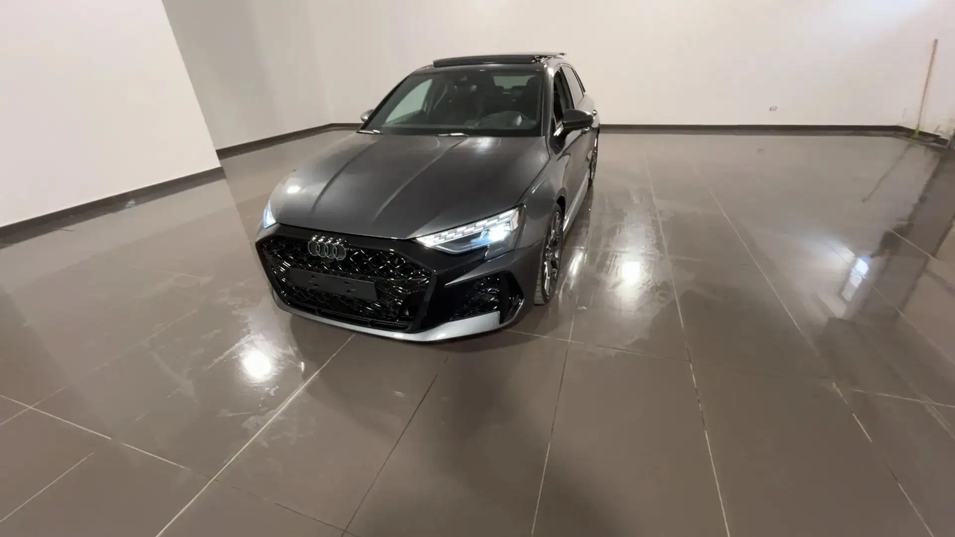 Audi RS3 RS3 Sportback 2.5tfsi quattro 400cv MY25 Grijs - 1
