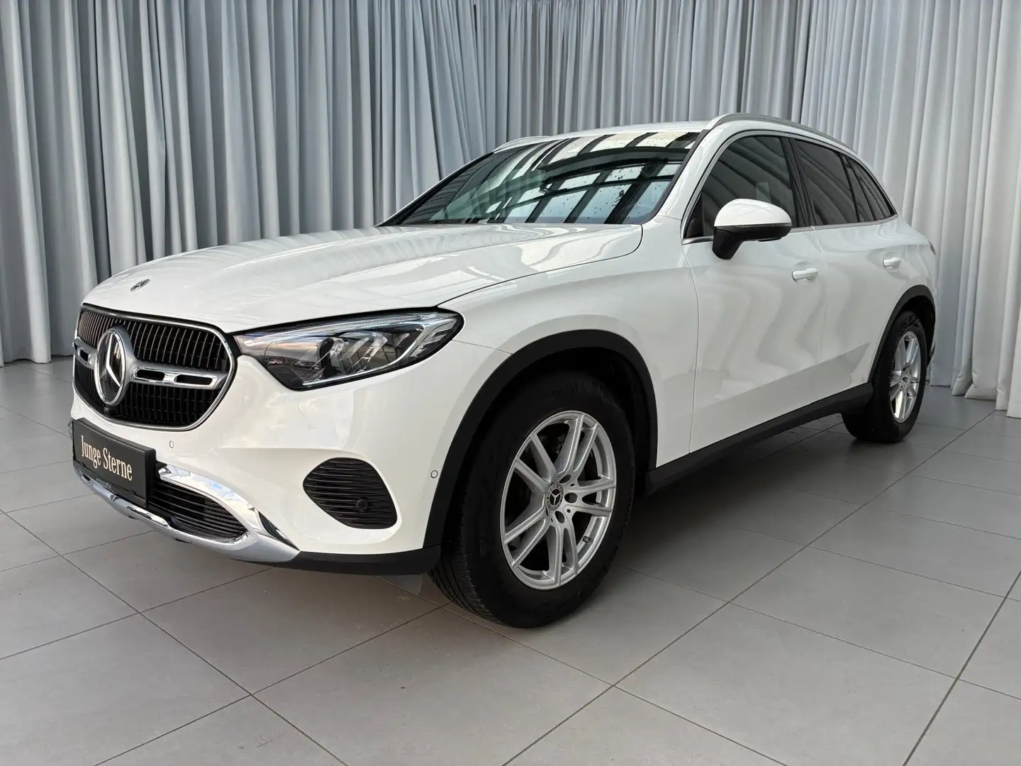 Mercedes-Benz GLC 220 d 4MATIC Winterp. Weiß - 2
