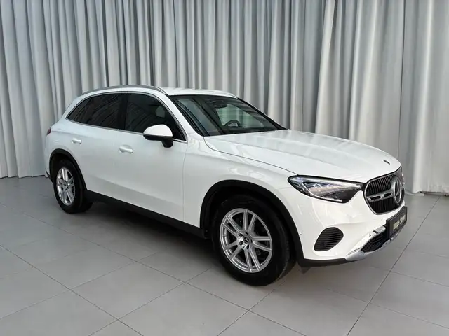 Mercedes-Benz GLC 220 d 4MATIC Winterp. Ansicht 3