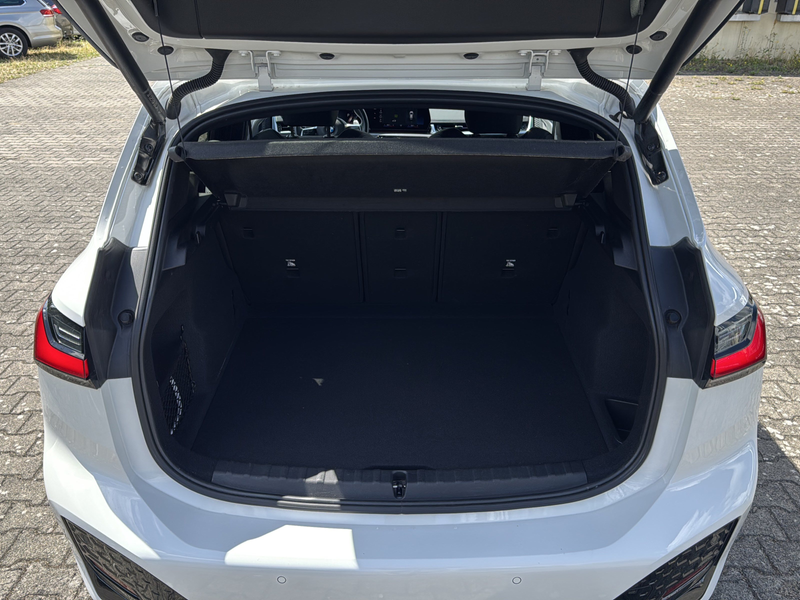 BMW 218 i MSport+LED+Keyless+Shadow+Allwetter — photo 12