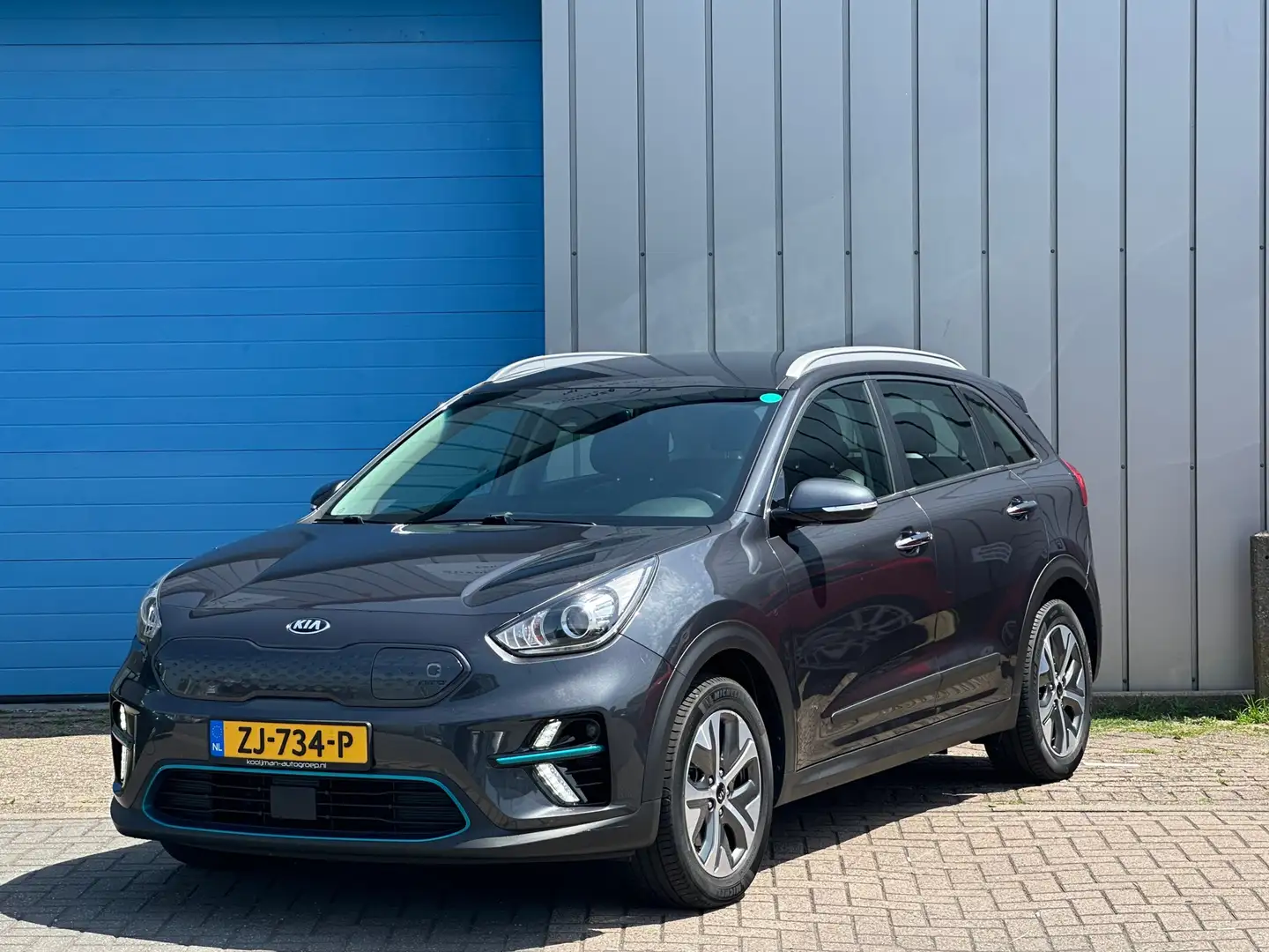 Kia e-Niro DynamicLine 64 kWh SOH 100% Gris - 1