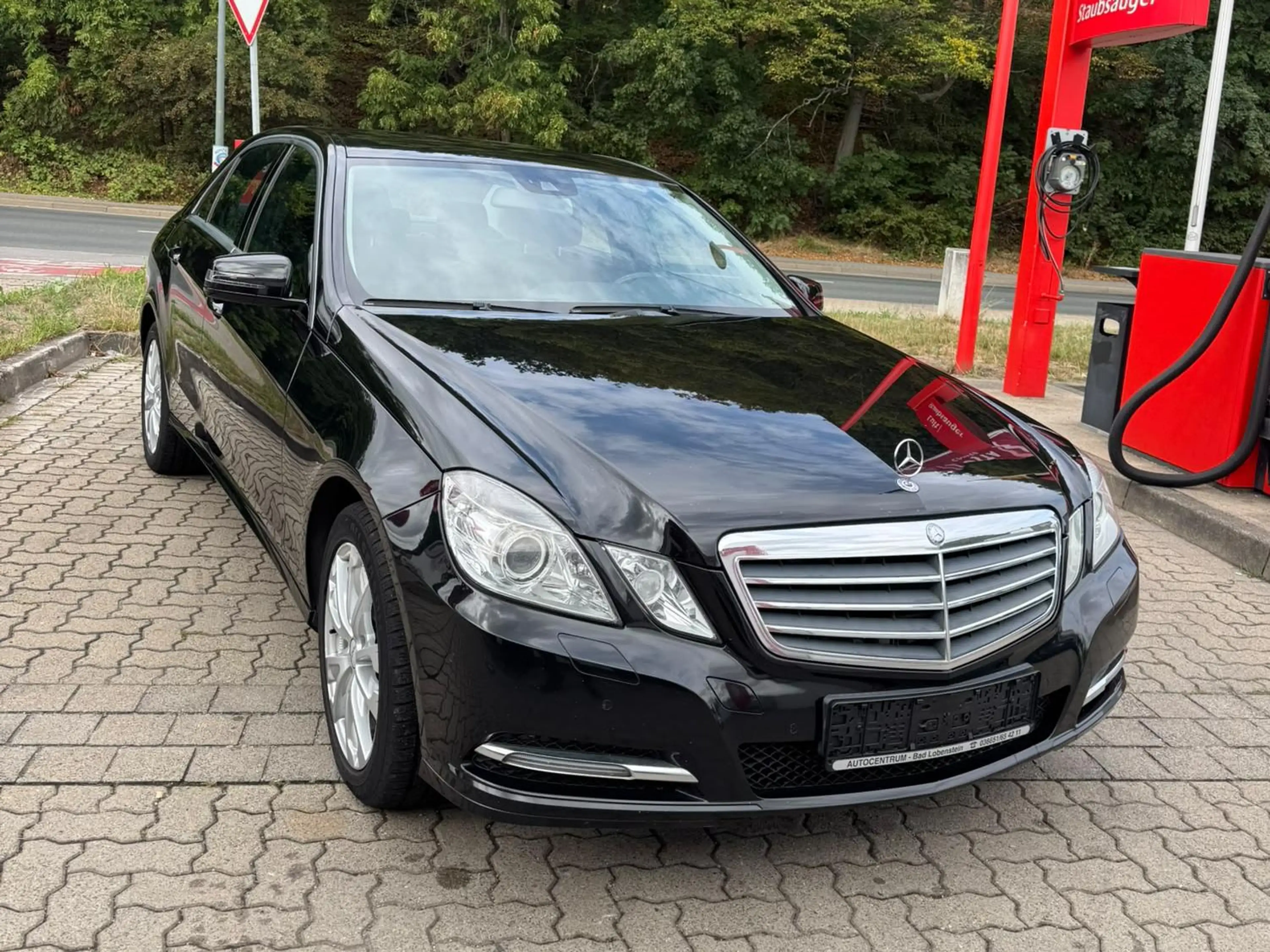 Mercedes-Benz E 250 E-Klasse (4Matic )BlueEFFICIENCY  Elegance — photo 2