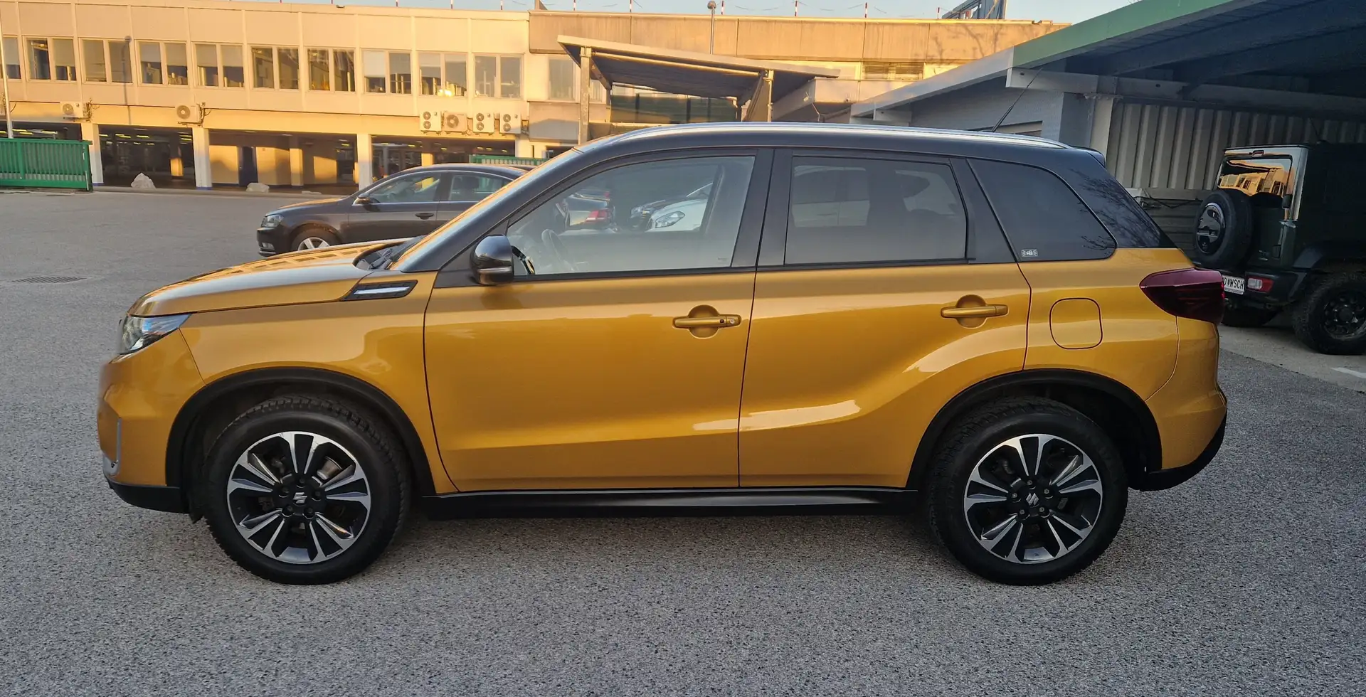 Suzuki Vitara Vitara 1,4 DITC ALLGRIP shine shine Gelb - 2