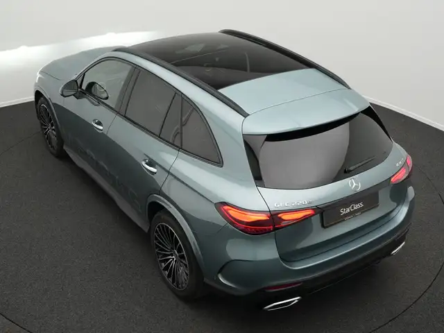 Mercedes-Benz GLC view 13