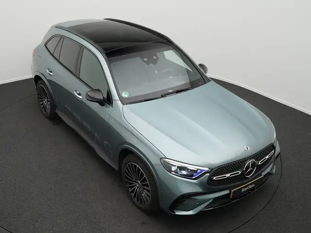 Mercedes-Benz GLC view 12
