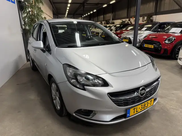 Opel Corsa view 3