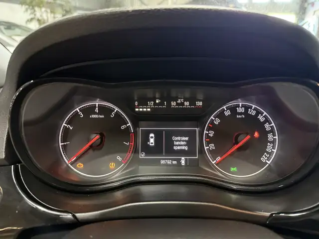Opel Corsa view 13