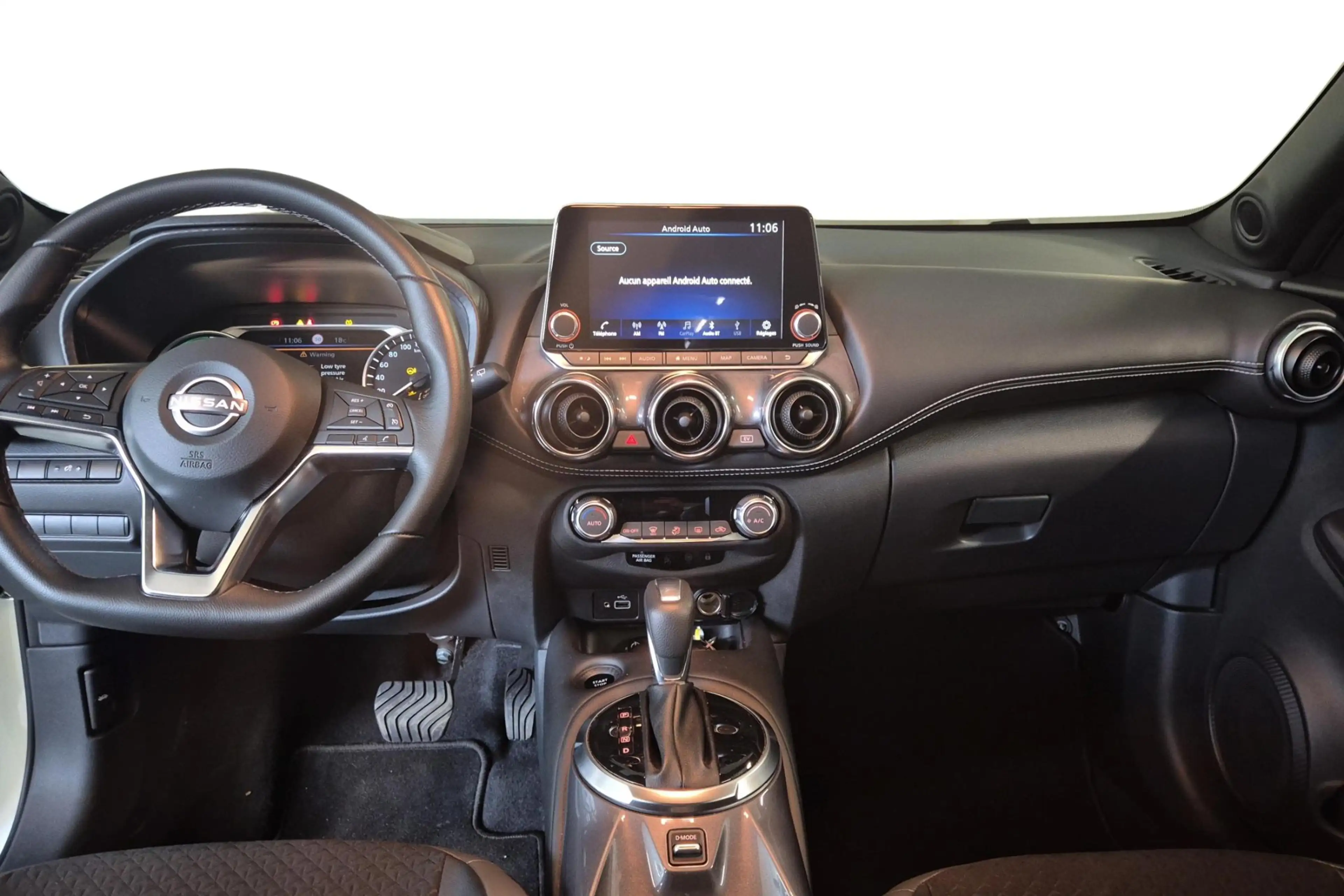 Nissan Juke 1.6 Hybrid 145 N-Design Automaat/Camera achteraan/ — photo 14