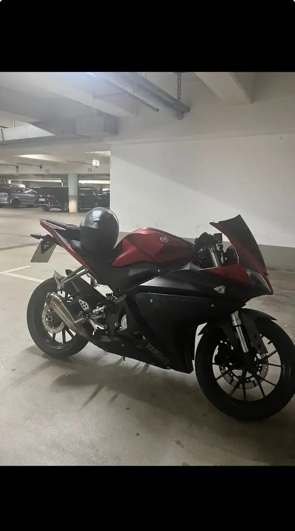 Yamaha YZF-R125 - 2